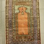 886 2390 ORIENTAL RUG